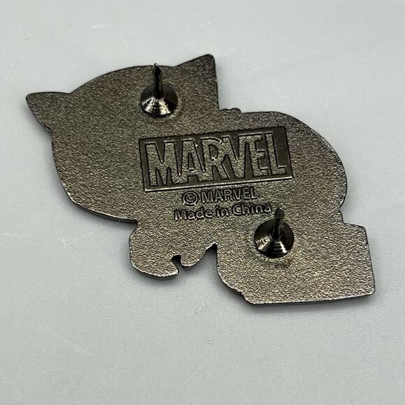 Marvel x Skottie Young: Black Panther Pin San Diego Comic Con 2018 Metal Rare - Picture 3 of 4